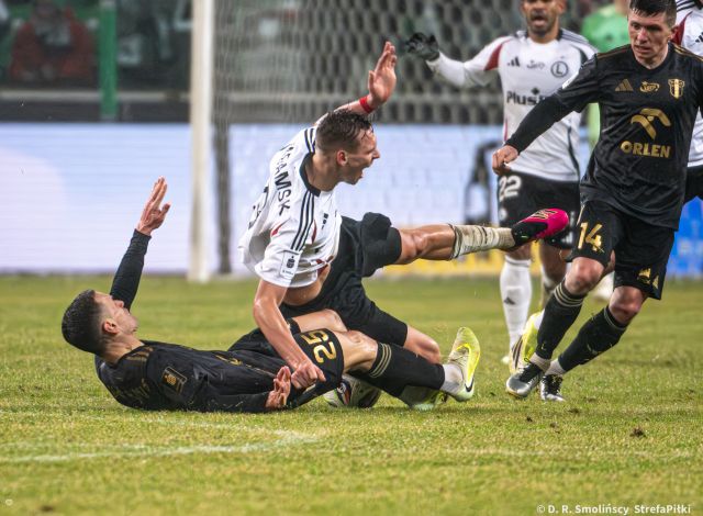 Legia Warszawa sięga po komplet punktów! Zwycięstwo nad Wisła Płock 2:1