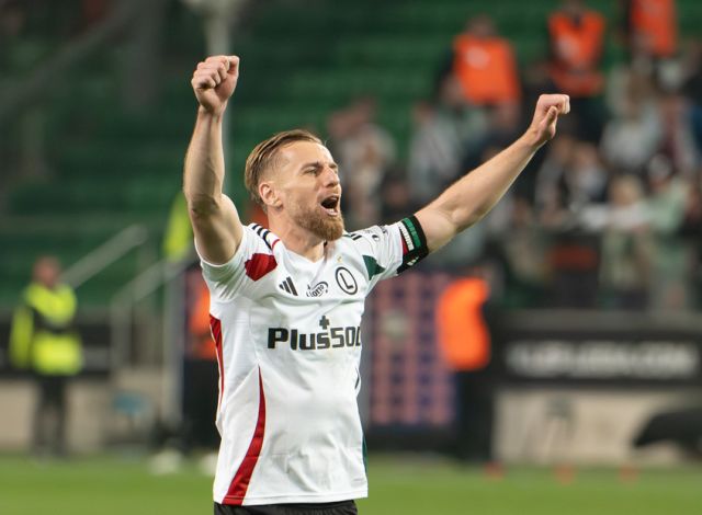 Legia Warszawa wygrywa z Widzew Łódź 1:0