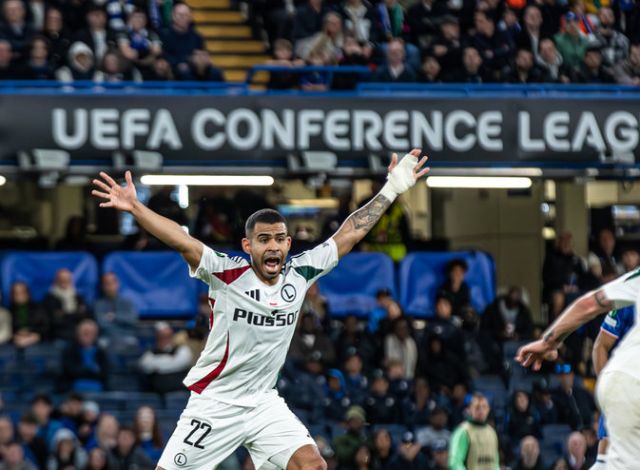 Legia Warszawa żegna się z Ligą Konferencji po emocjonującym dwumeczu z Chelsea