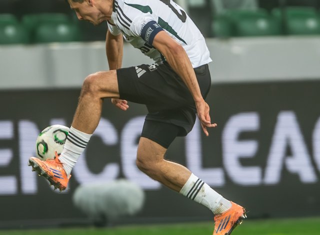 StrefaPilki -1994.jpg