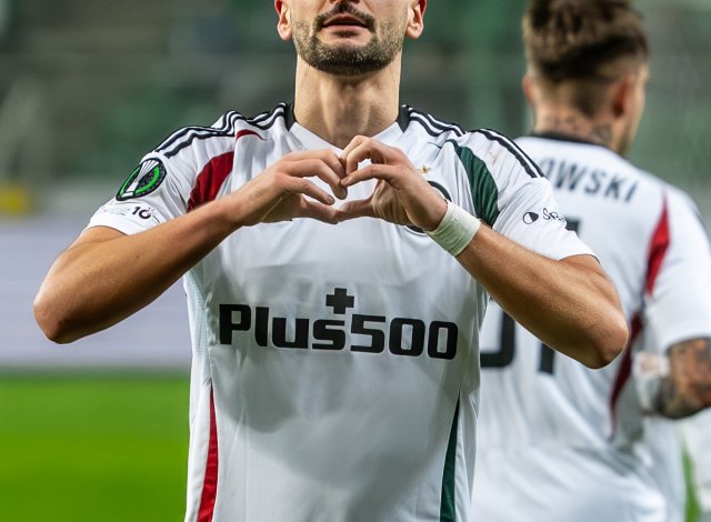 StrefaPilki -1977.jpg